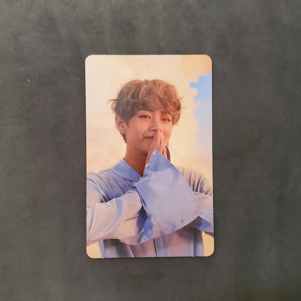 Taehyung (V) Official Photocard from Love Yourself: Her